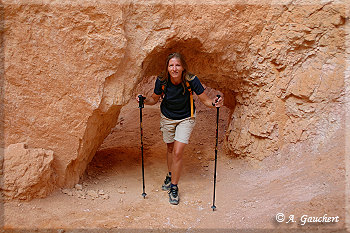 Tunneldurchgang durch den Felsen